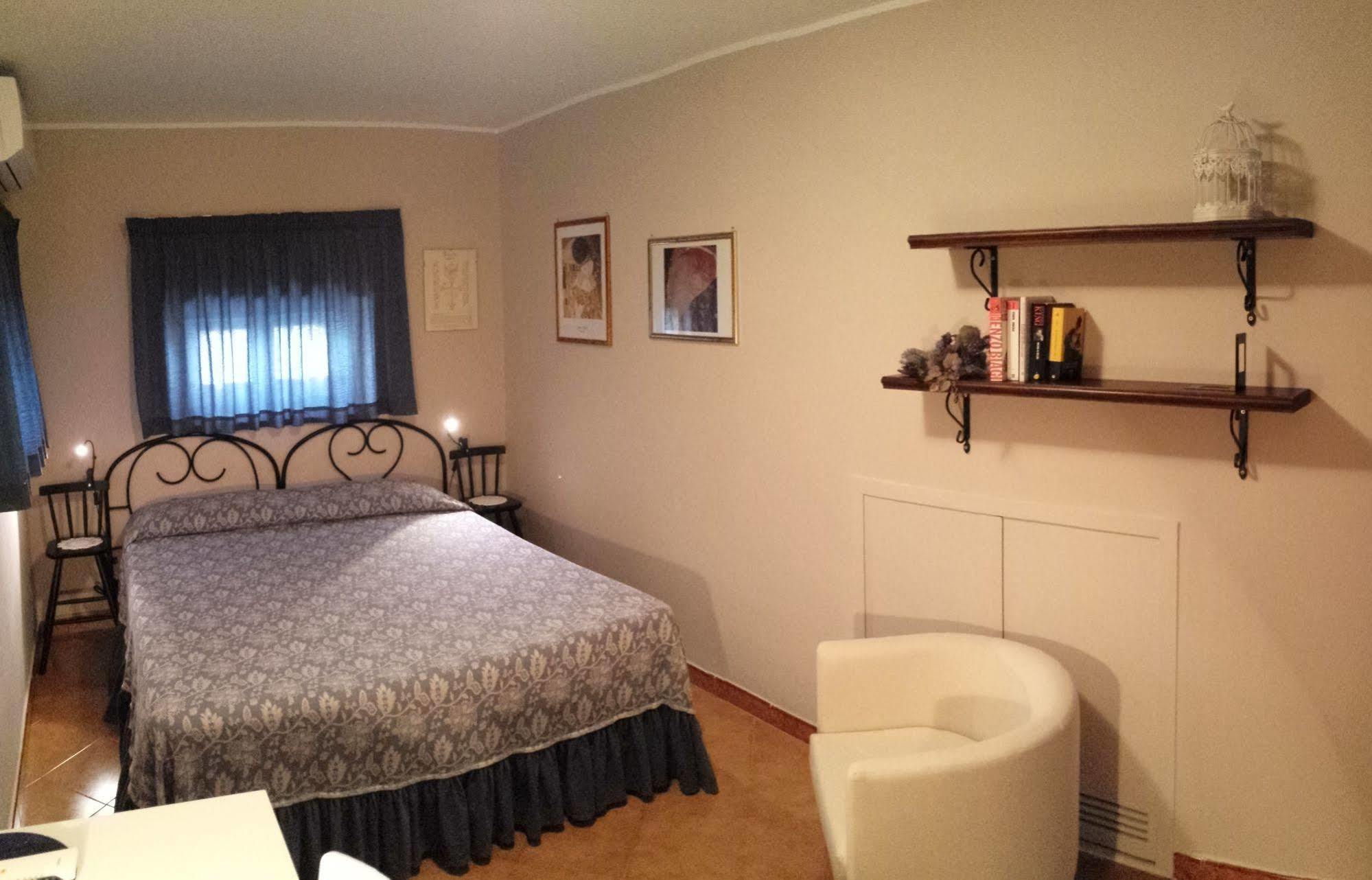 Al Vecchio Olivo Bed and Breakfast Frascati Buitenkant foto