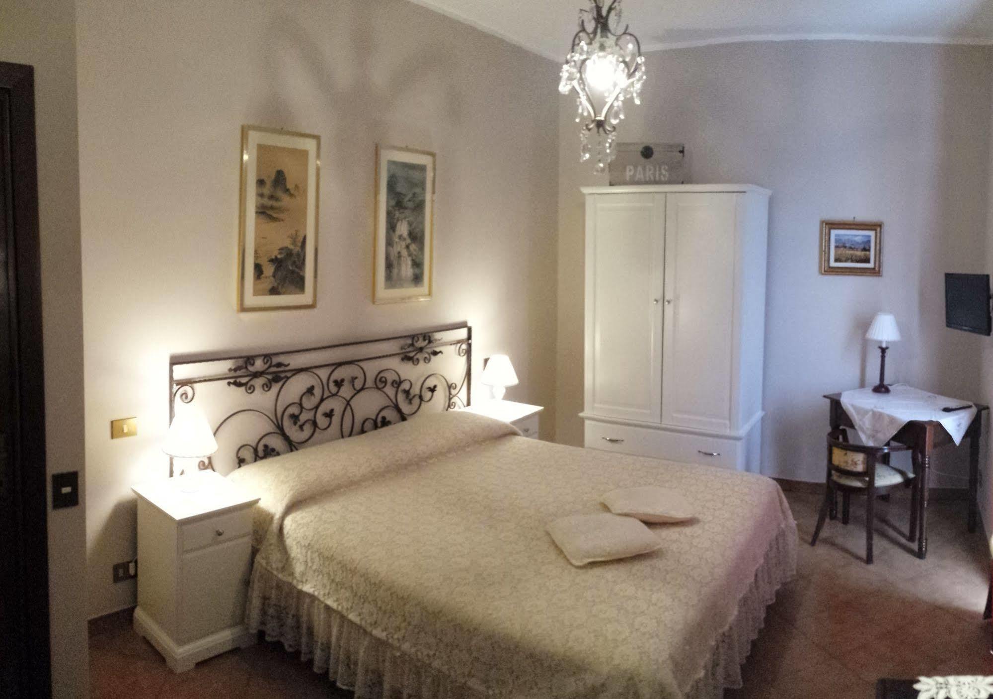 Al Vecchio Olivo Bed and Breakfast Frascati Buitenkant foto