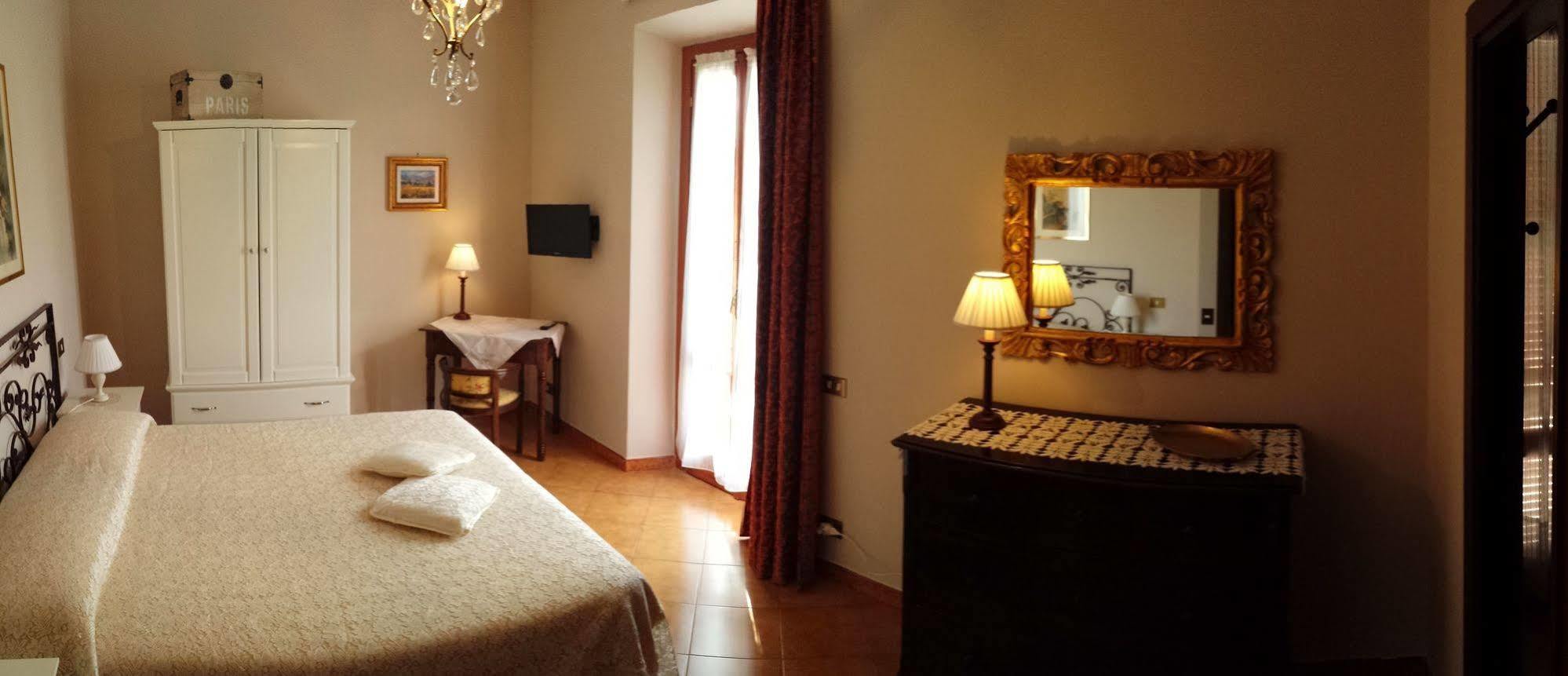 Al Vecchio Olivo Bed and Breakfast Frascati Buitenkant foto